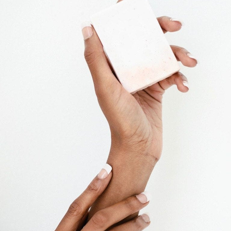 AROMATHERAPY HANDMADE VEGAN BAR SOAPS BY ENSŌ APOTHECARY: COMBAT ACNE WITH ESSENTIAL OILS IN NO. 3 ZEN FACE BAR SOAP & MASSAGE BODY BAR