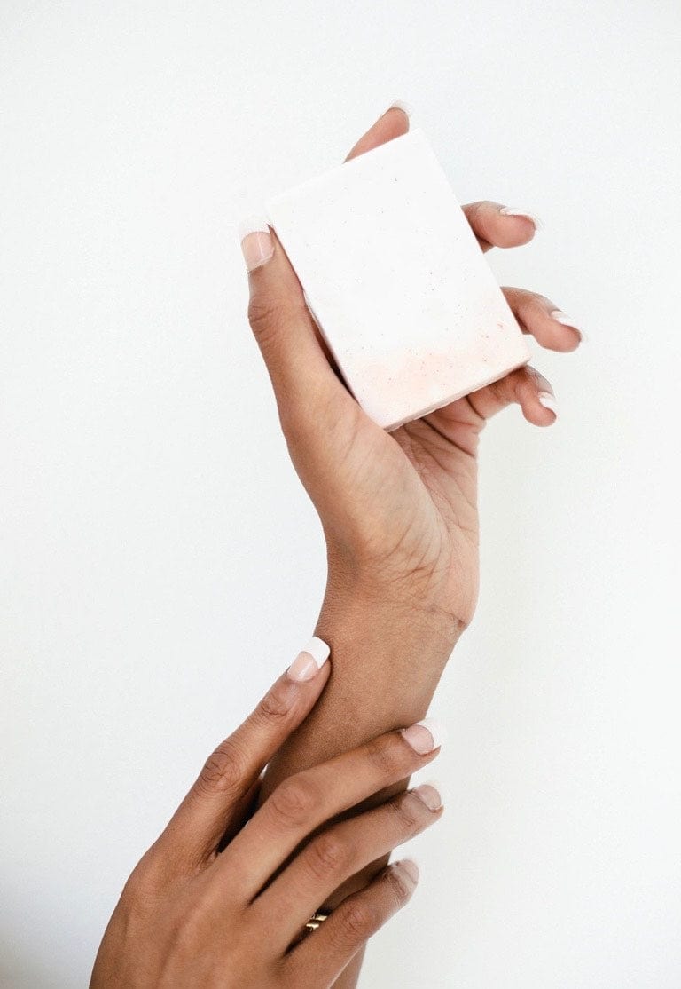 AROMATHERAPY HANDMADE VEGAN BAR SOAPS BY ENSŌ APOTHECARY: COMBAT ACNE WITH ESSENTIAL OILS IN NO. 3 ZEN FACE BAR SOAP & MASSAGE BODY BAR